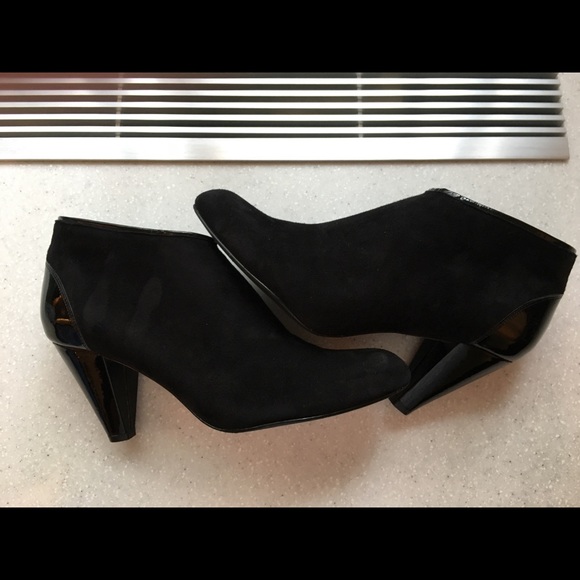 Cole Haan Air Clair Bootie 8.5M - Picture 3 of 7